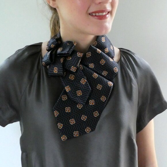 Ogsplosh Women's Ascot Scarf Sustainably Made From A Repurposed Necktie NEW - Picture 3 of 7